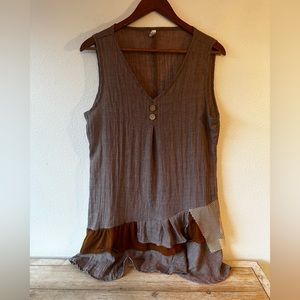 Mislook Brown Oversized Tank Size Large